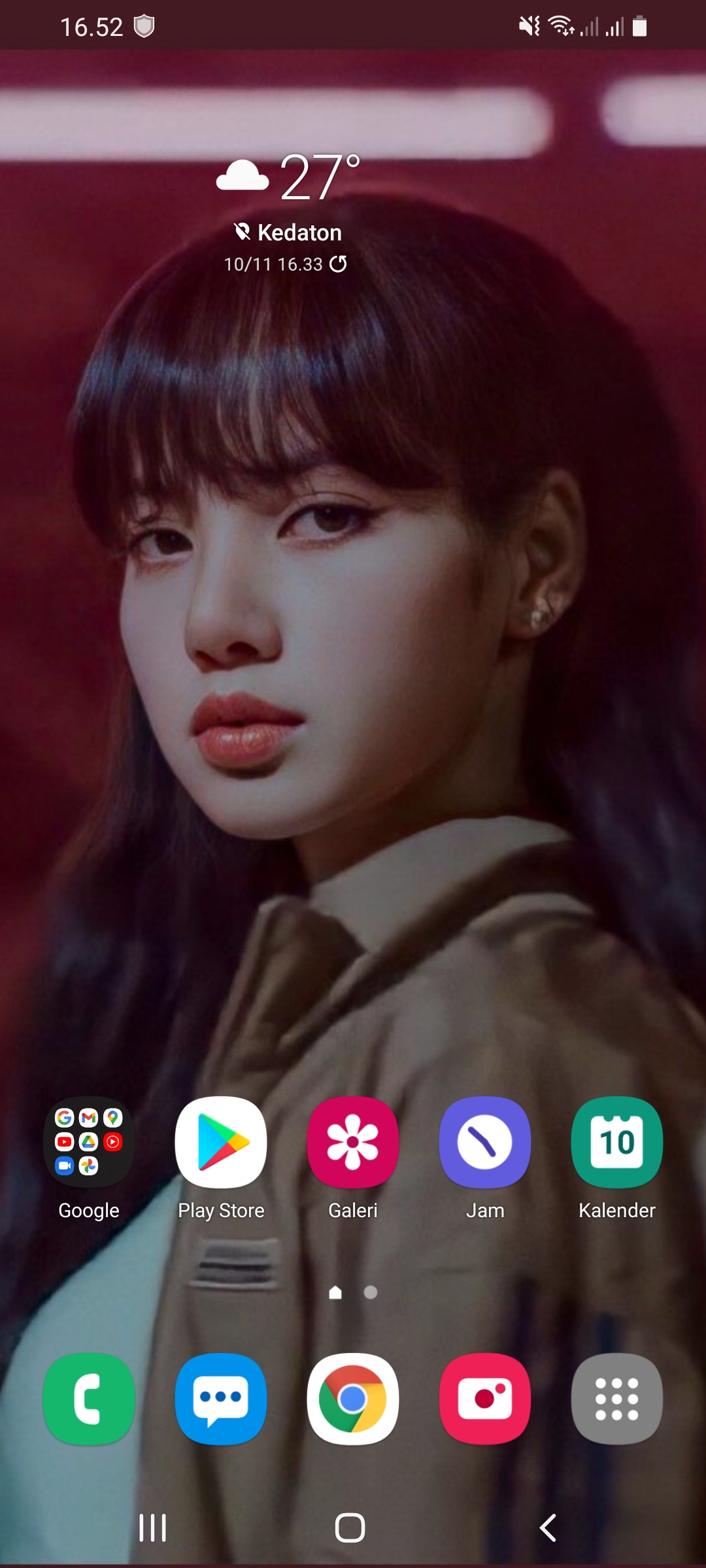 اسکرین شات 5 برنامه Lisa Blackpink Wallpaper HD