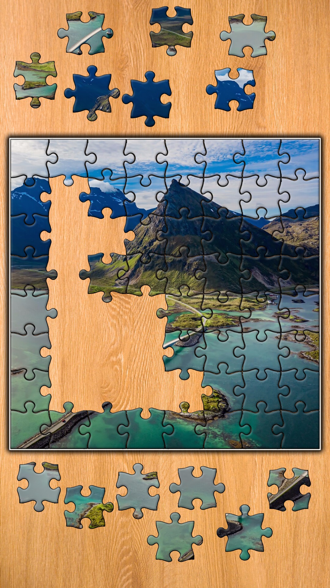 اسکرین شات 1 بازی Jigsaw Puzzles Titan