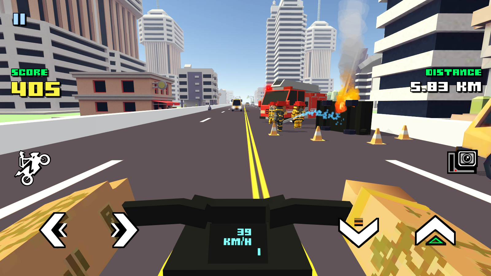 اسکرین شات 6 بازی Blocky Moto Racing: Bike Rider