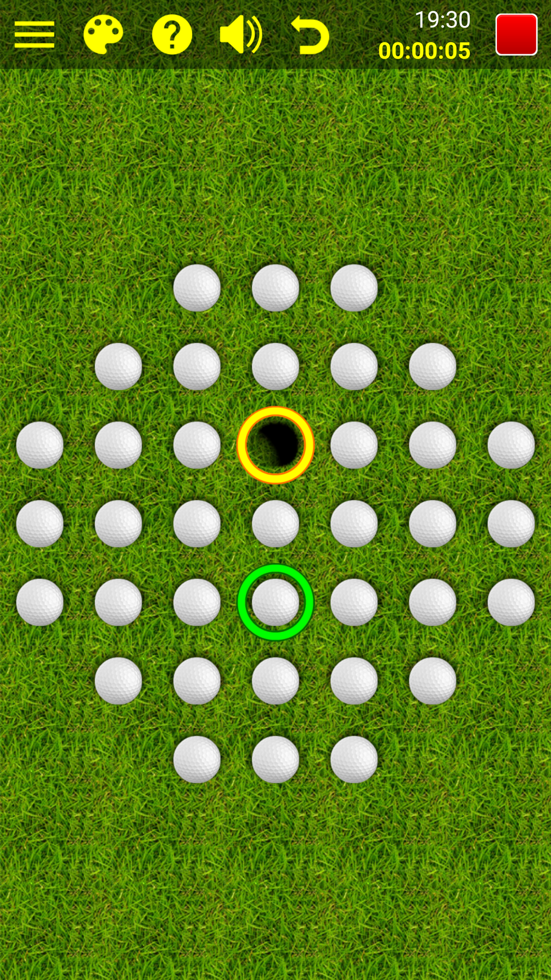 اسکرین شات 2 بازی Marble Solitaire Puzzle