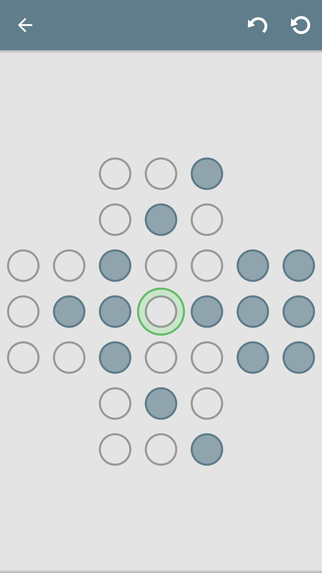 اسکرین شات 5 بازی Peg Solitaire - Puzzle Game