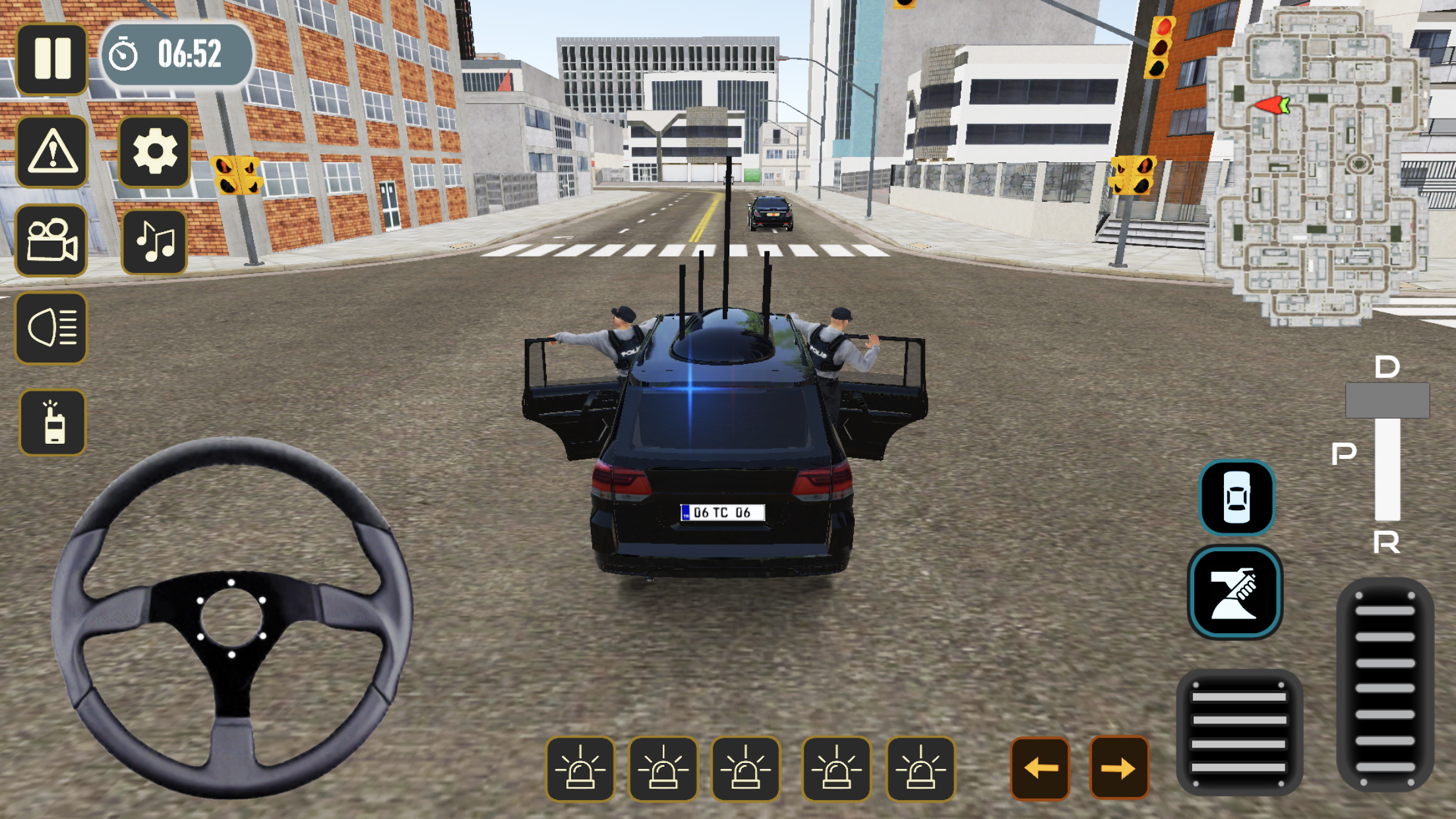 اسکرین شات 3 بازی President Police Car Convoy