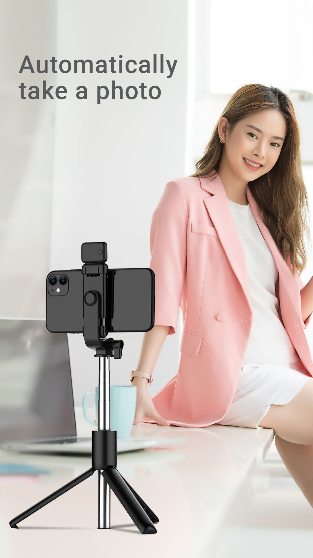 اسکرین شات 1 برنامه Selfie Love - Selfie stick