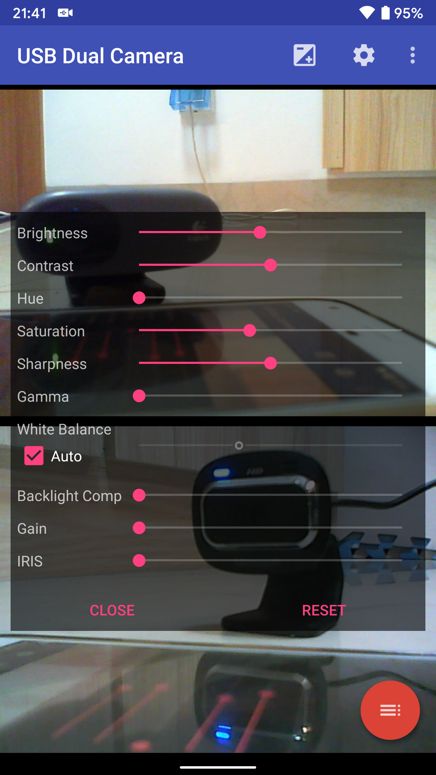 اسکرین شات 5 برنامه USB Dual Camera