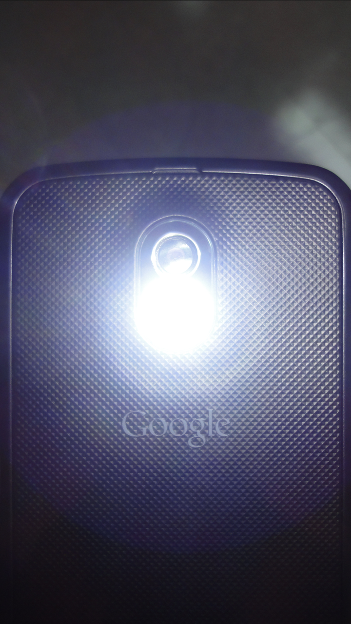 اسکرین شات 1 برنامه Color Flashlight