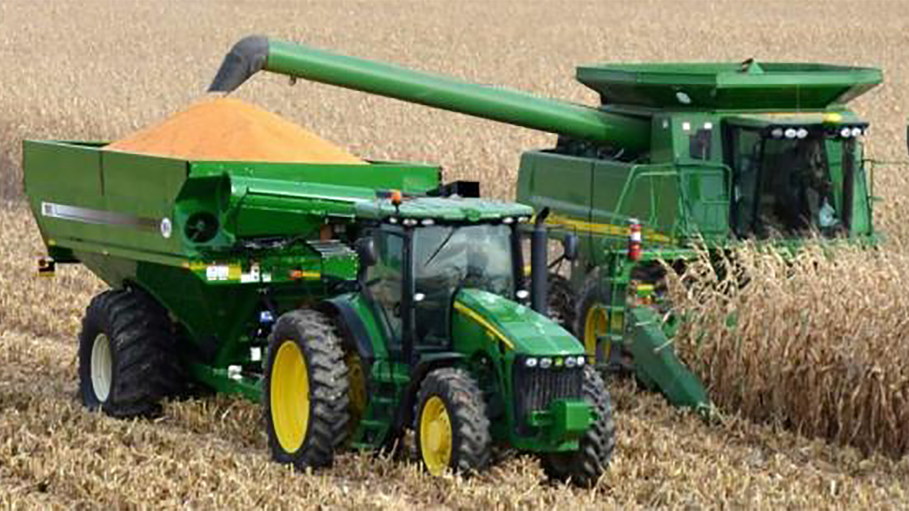 اسکرین شات 4 بازی Modern Tractor Driving Games