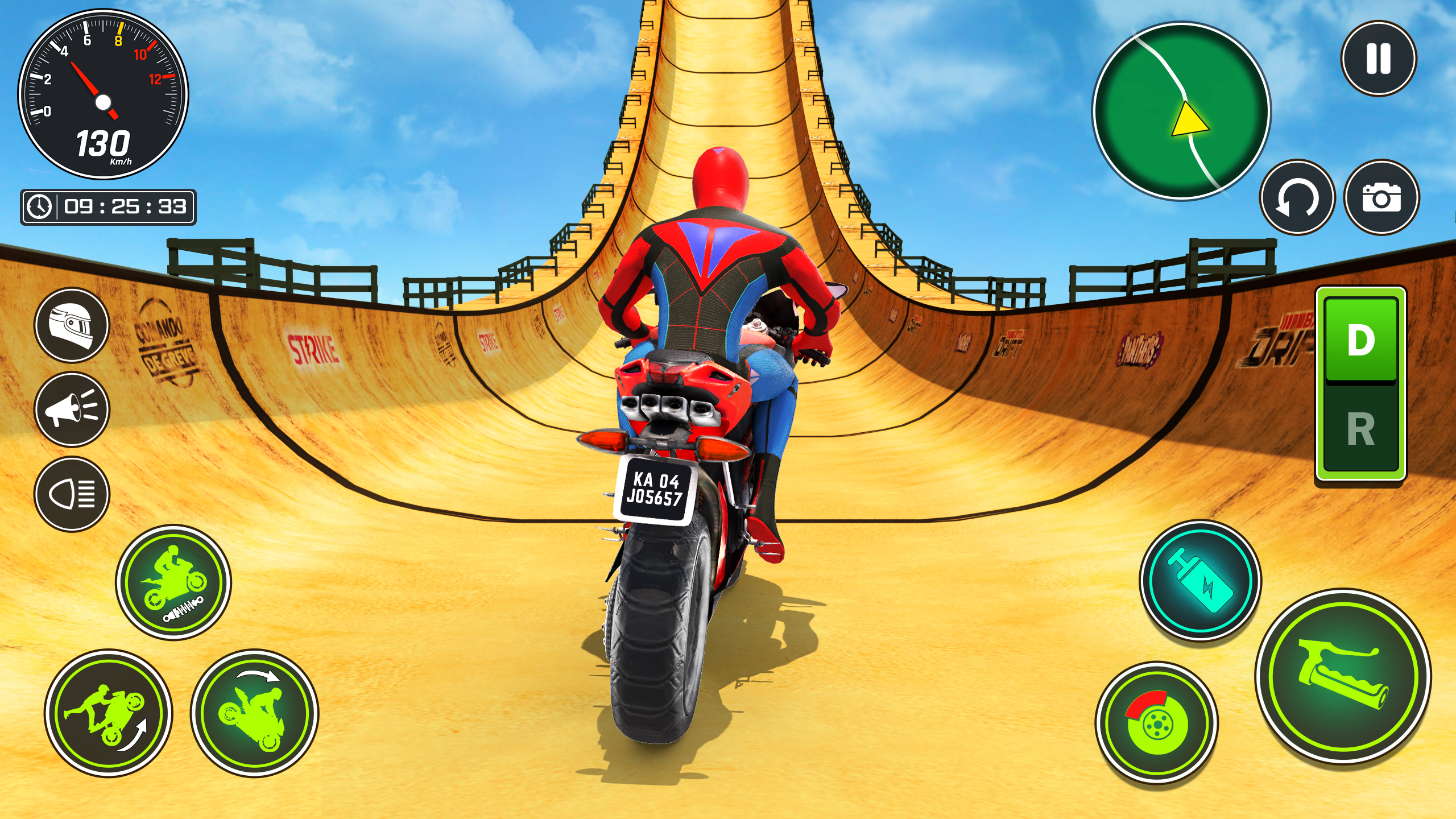 اسکرین شات 2 بازی GT Mega Ramps Bike Race Games