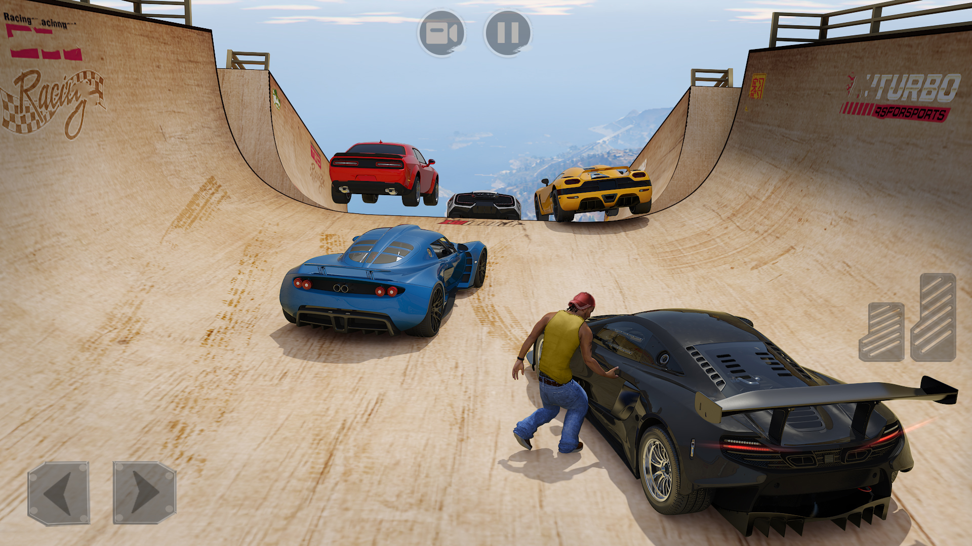 اسکرین شات 4 بازی Real Mega Ramp Car Stunt Games