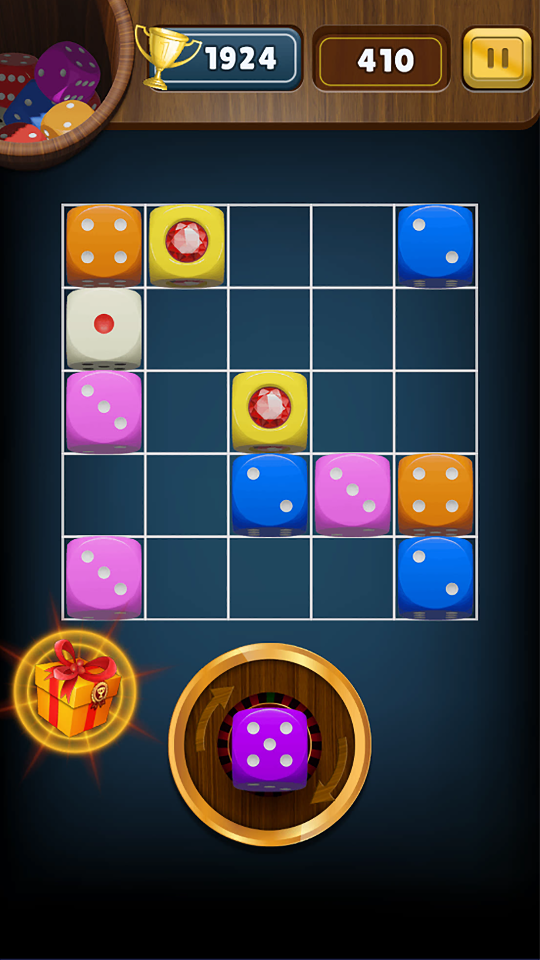 اسکرین شات 6 بازی Dom Dice Merge