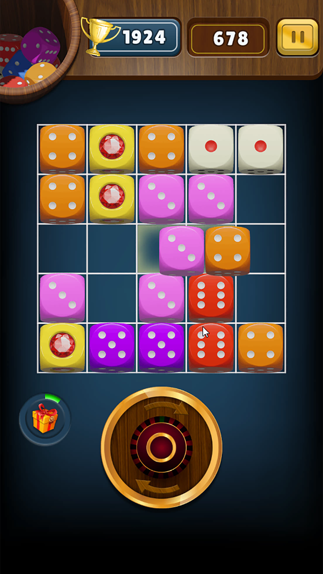 اسکرین شات 4 بازی Dom Dice Merge