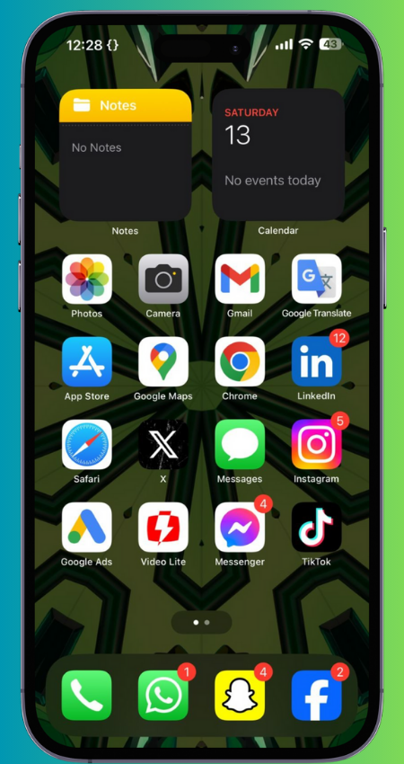 اسکرین شات 3 برنامه iphone 16 pro max wallpapers