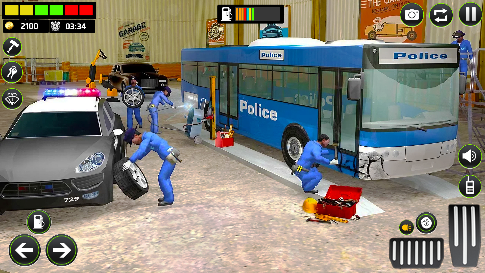اسکرین شات 2 بازی Gas Station Police Car Parking