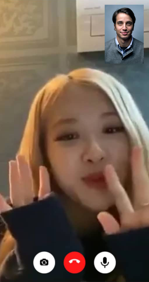 اسکرین شات 2 برنامه Blackpink Fake Video Call