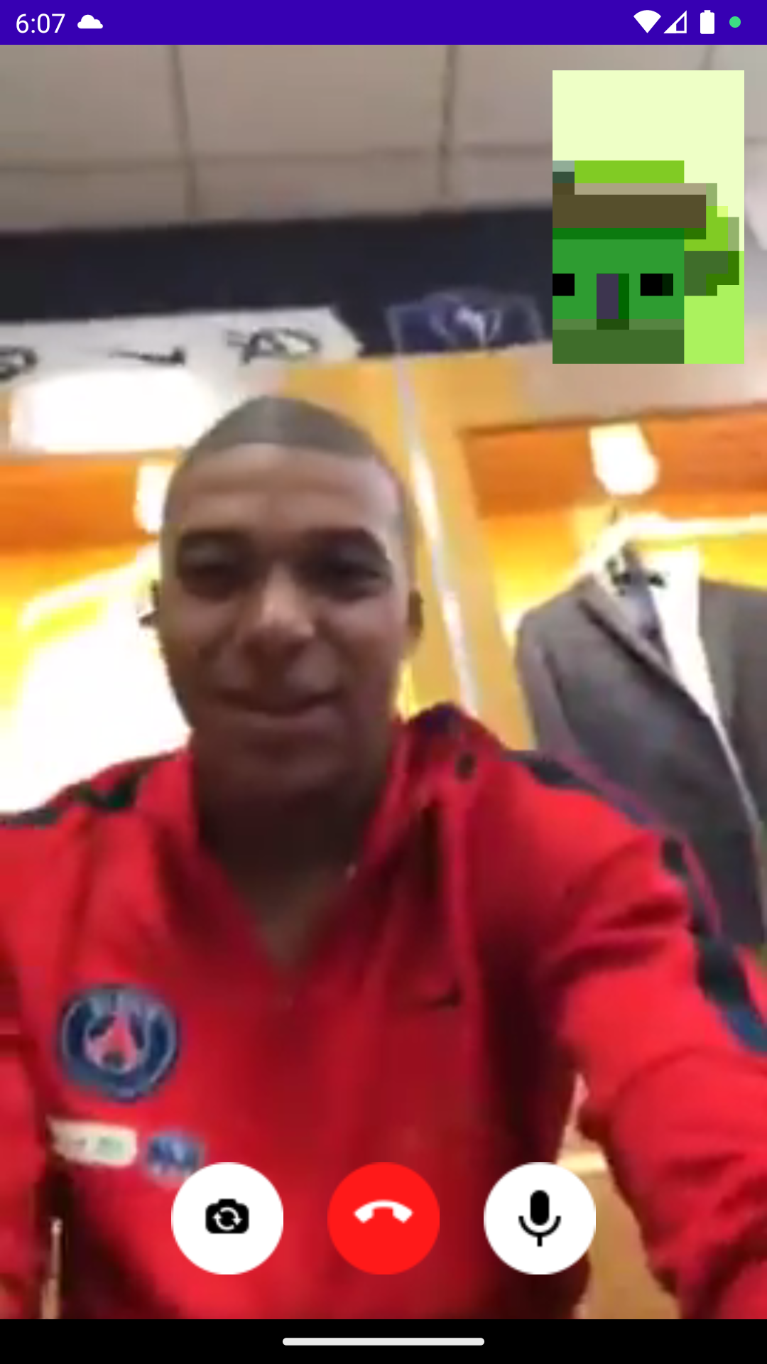 اسکرین شات 1 برنامه Mbappe Fake Video Call