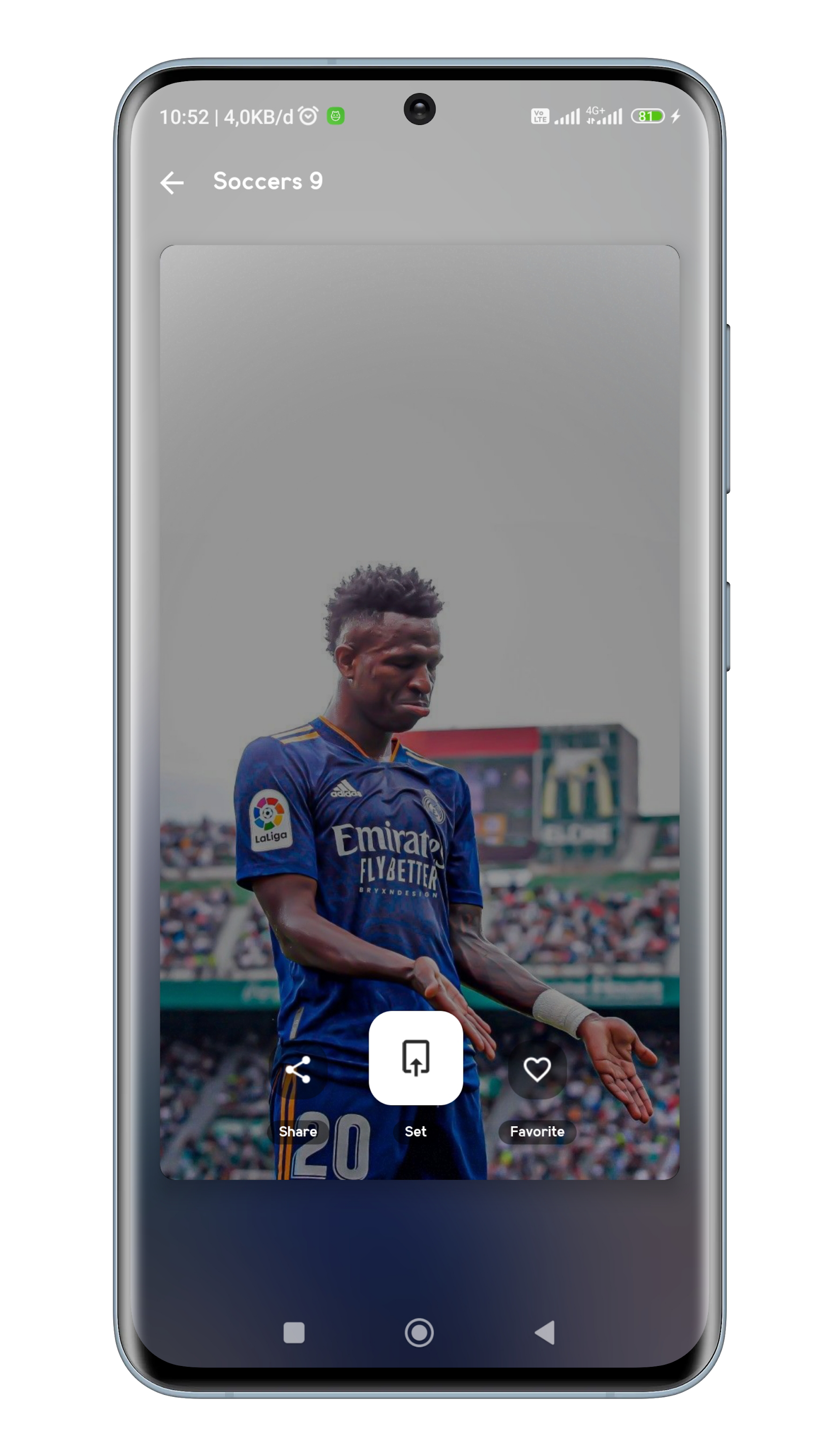 اسکرین شات 3 برنامه Soccer Wallpapers