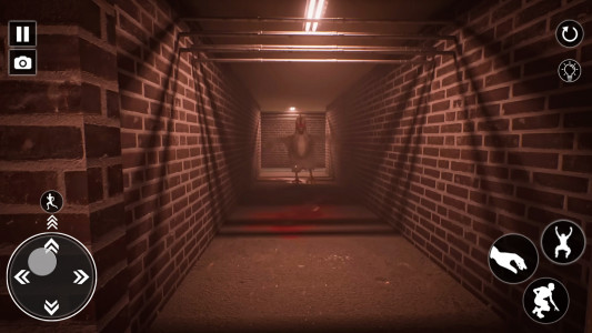 اسکرین شات 3 بازی Evil Chicken Foot Escape Games