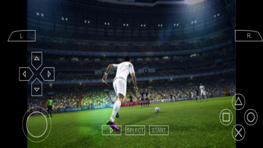 اسکرین شات بازی فوتبال PES 2012 1