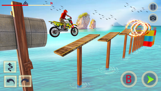 اسکرین شات 2 برنامه Crazy Bike Stunt - Bike Games