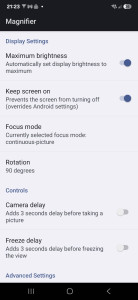 اسکرین شات 4 برنامه Magnifier + Flashlight