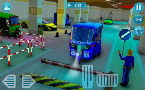 اسکرین شات برنامه Police Tuk Tuk Rickshaw Games 3