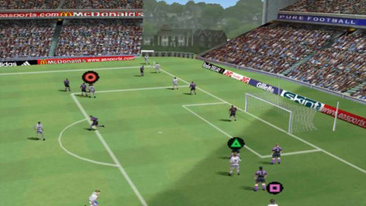 اسکرین شات بازی فیفا 2000: لیگ برتر فوتبال 2