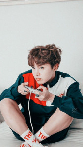 اسکرین شات 2 برنامه BTS J-Hope Wallpapers Kpop