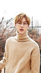 اسکرین شات برنامه BTS Jin Wallpaper - Jin Kpop W 5