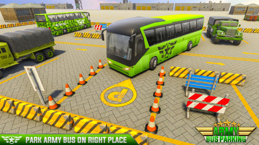 اسکرین شات برنامه US Police Bus Parking Game 4
