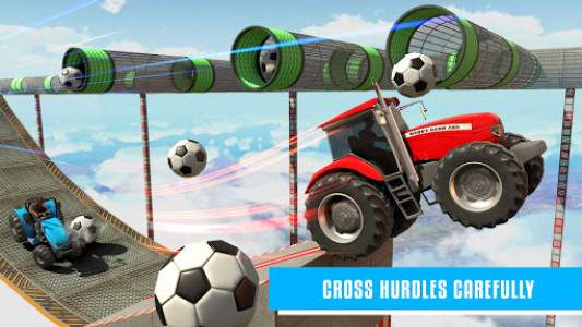 اسکرین شات برنامه Mega Ramp Stunts Racing games: New Tractor games 2