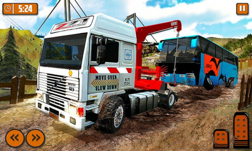 اسکرین شات برنامه Tow Truck Driving Truck Games 4