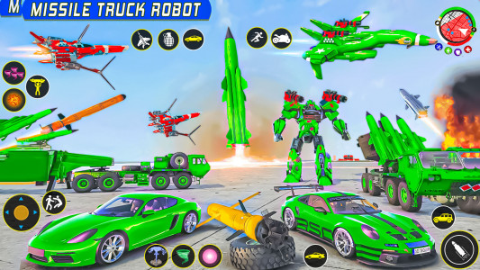 اسکرین شات برنامه Army Truck Robot Car Game 3d 1