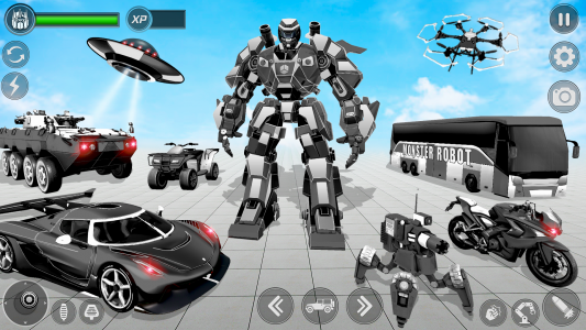 اسکرین شات برنامه Incredible Robot Game Car Game 4