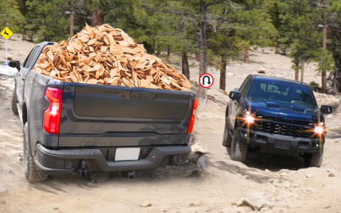 اسکرین شات 4 بازی 4x4 Pickup Truck Driving Game