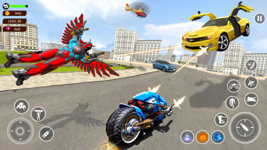 اسکرین شات 3 برنامه Flying Car Robot Game 2024