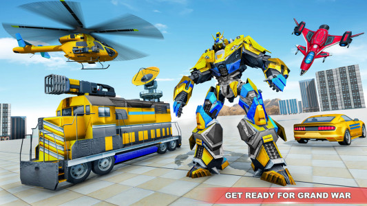 اسکرین شات برنامه Train Robot transform Car Game 5