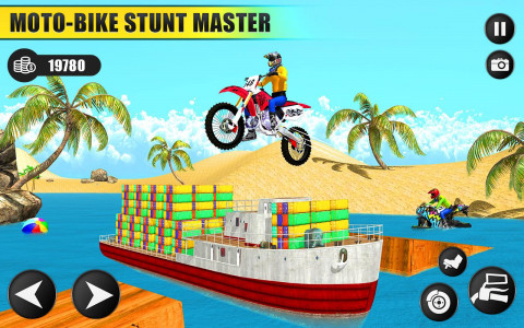 اسکرین شات بازی Motor Bike Water Surfer Games 2