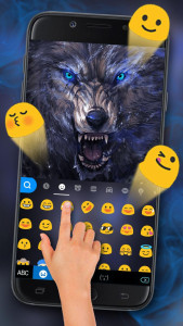اسکرین شات 3 برنامه Cruel Night Wolf Keyboard Them