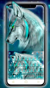 اسکرین شات برنامه Cyan Neon Wolf Keyboard Theme 1
