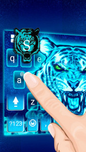 اسکرین شات برنامه Horror Tiger Keyboard Theme 3