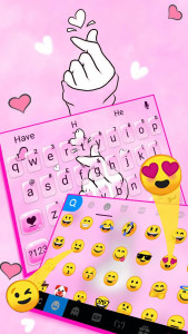 اسکرین شات برنامه Love Pink Heart Keyboard Theme 3