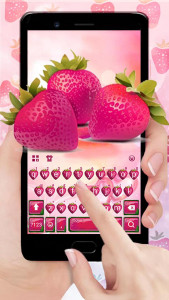 اسکرین شات برنامه Love Red Strawberry Keyboard 1