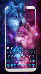 اسکرین شات برنامه Neon Wolf Galaxy Keyboard Theme 1
