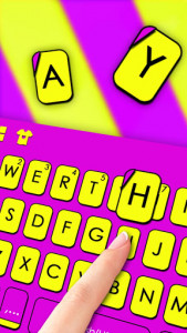 اسکرین شات برنامه Purple Yellow Stripes Keyboard Theme 2