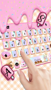 اسکرین شات برنامه Sweet Donut Pink Drip Keyboard Theme 2