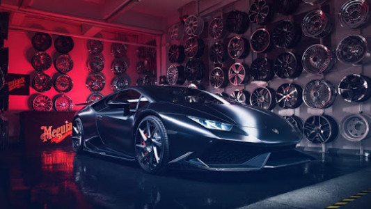 اسکرین شات برنامه Black Lamborghini Huracan Wallpaper 5