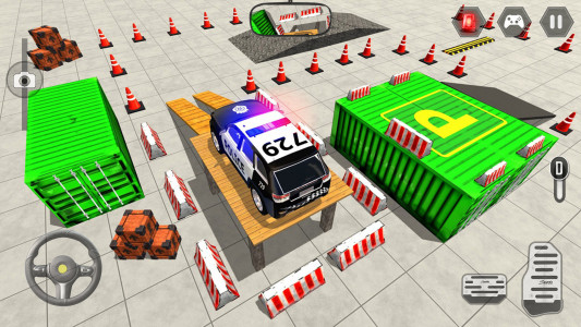 اسکرین شات 4 بازی Police Car Parking Simulator