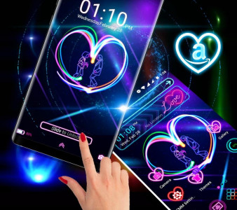 اسکرین شات برنامه Neon Heart Launcher Theme 5