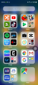 اسکرین شات برنامه Launcher iOS 18 3