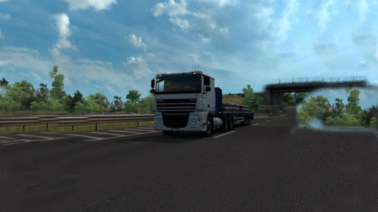 اسکرین شات بازی Euro Drinving Truck Simulator 4