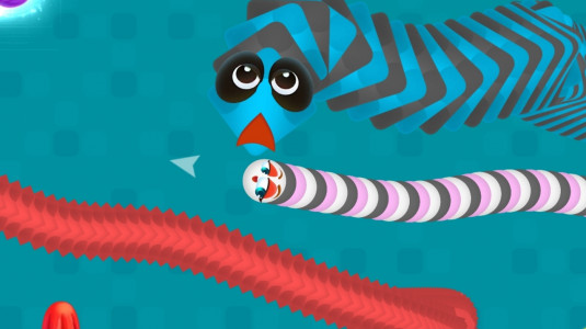 اسکرین شات 3 بازی Worms Dash.io - snake zone
